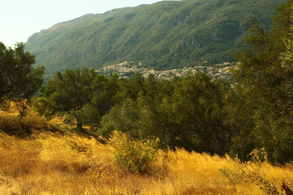 Korakiana village and surrounding hills